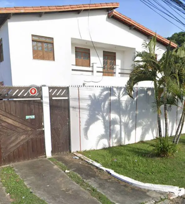 Foto 1 de Casa com 3 Quartos para alugar, 600m² em Buraquinho, Lauro de Freitas