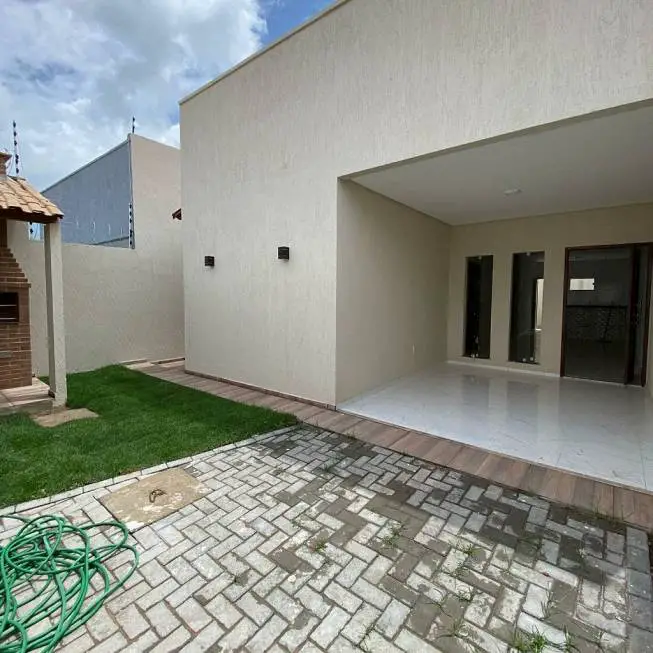 Foto 1 de Casa com 3 Quartos à venda, 150m² em Parque Ipe, Feira de Santana