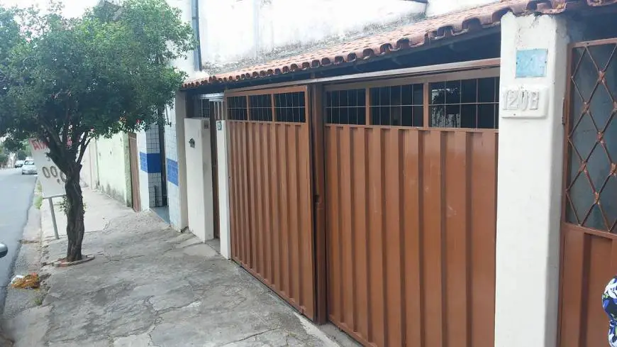 Foto 1 de Casa com 3 Quartos à venda, 360m² em Santa Terezinha, Belo Horizonte