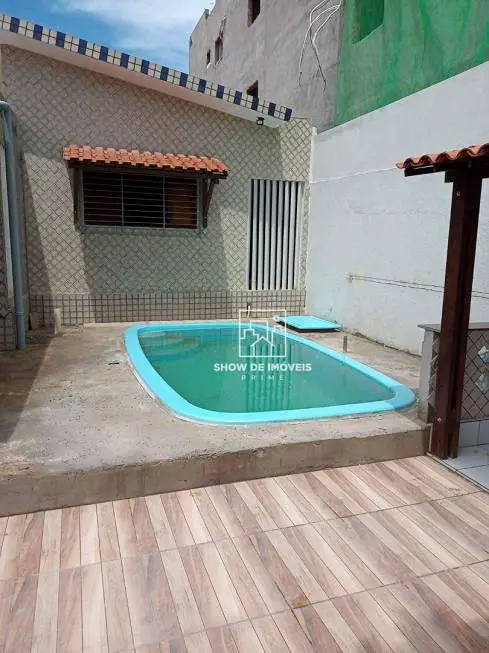 Foto 1 de Casa com 4 Quartos à venda, 195m² em Jardim Cidade Universitária, João Pessoa