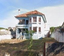 Foto 2 de Casa com 4 Quartos à venda, 200m² em Medianeira, Porto Alegre