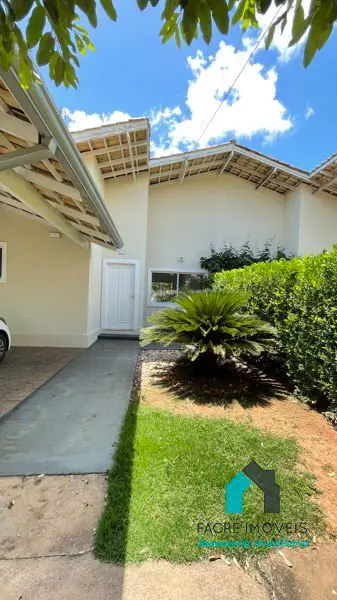 Foto 1 de Casa de Condomínio com 3 Quartos para venda ou aluguel, 148m² em Despraiado, Cuiabá