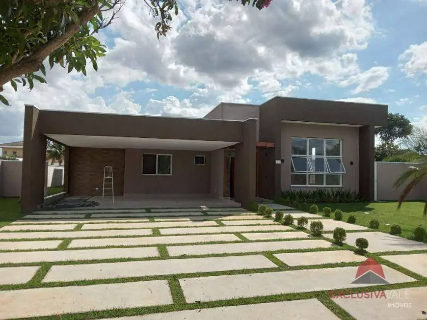 Foto 1 de Casa de Condomínio com 4 Quartos para venda ou aluguel, 400m² em Parque Mirante Do Vale, Jacareí
