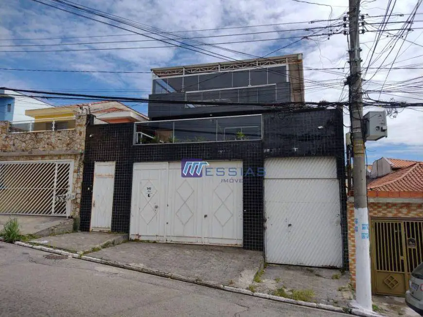 Foto 1 de Sobrado com 4 Quartos à venda, 450m² em Cidade Líder, São Paulo