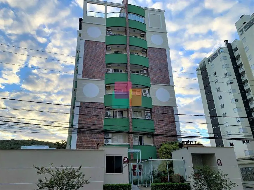 Foto 1 de Apartamento com 2 Quartos para alugar, 83m² em Glória, Joinville