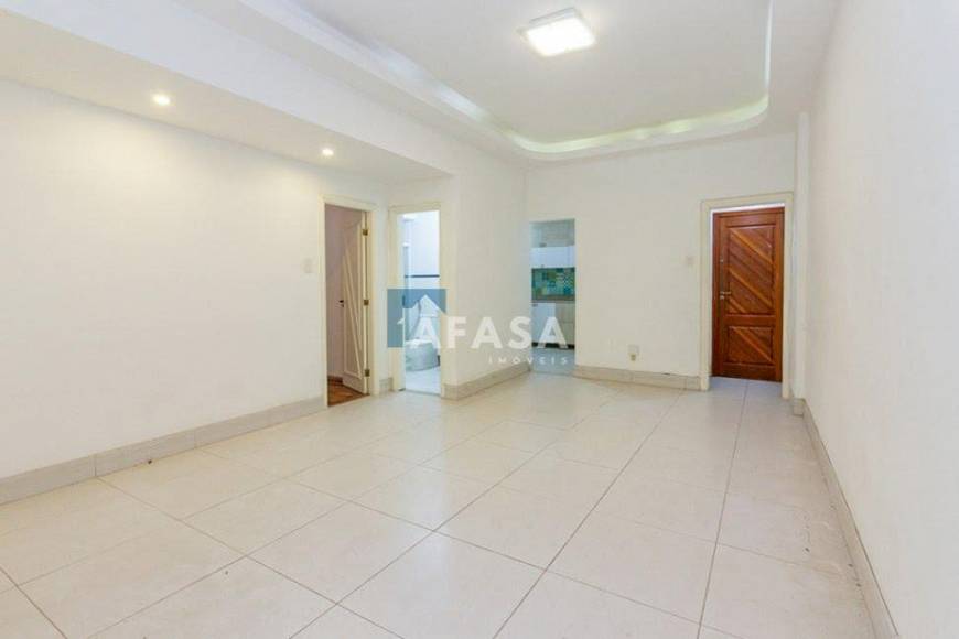 Foto 1 de Apartamento com 2 Quartos à venda, 67m² em Humaitá, Rio de Janeiro