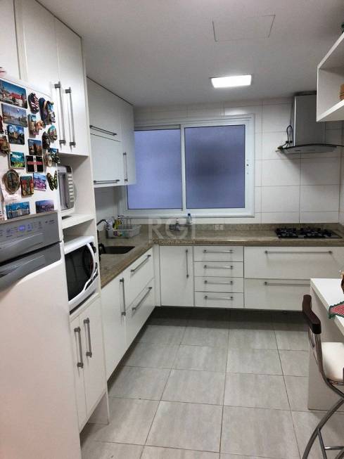 Foto 5 de Apartamento com 2 Quartos para alugar, 115m² em Jardim Europa, Porto Alegre