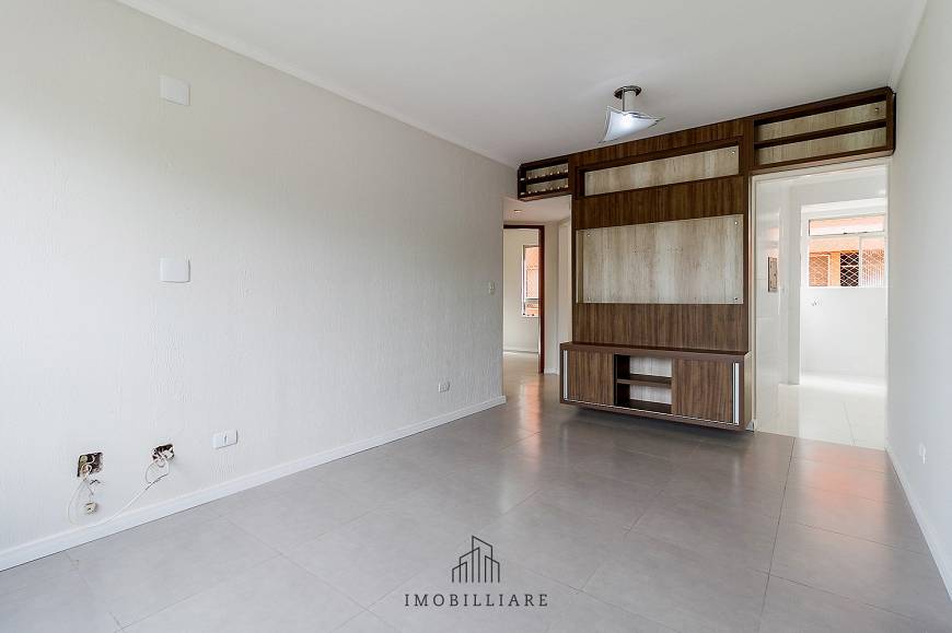 Foto 4 de Apartamento com 2 Quartos à venda, 61m² em Santa Cândida, Curitiba
