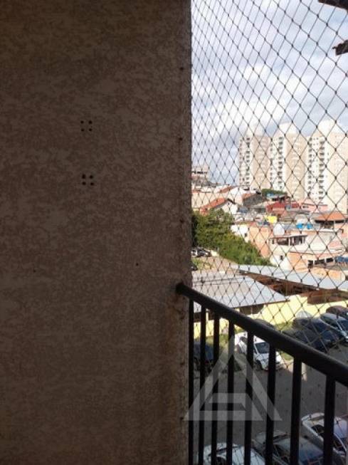 Foto 3 de Apartamento com 2 Quartos à venda, 56m² em Vila Veloso, Carapicuíba