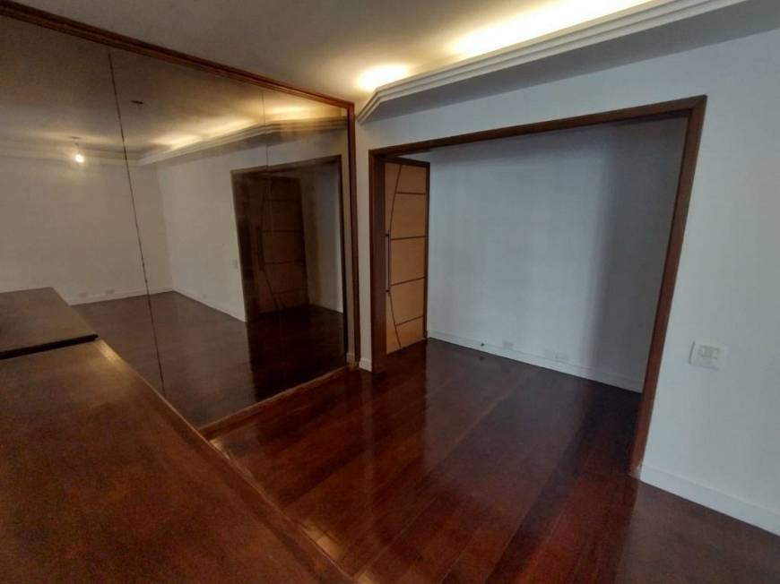 Foto 5 de Apartamento com 3 Quartos para alugar, 170m² em Ingá, Niterói