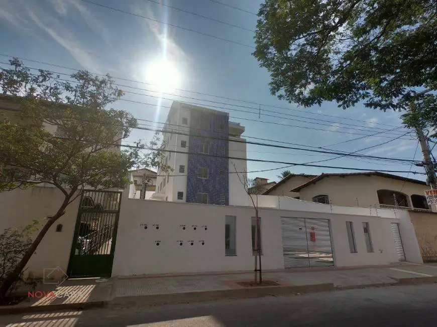 Foto 1 de Apartamento com 3 Quartos para alugar, 60m² em Santa Mônica, Belo Horizonte