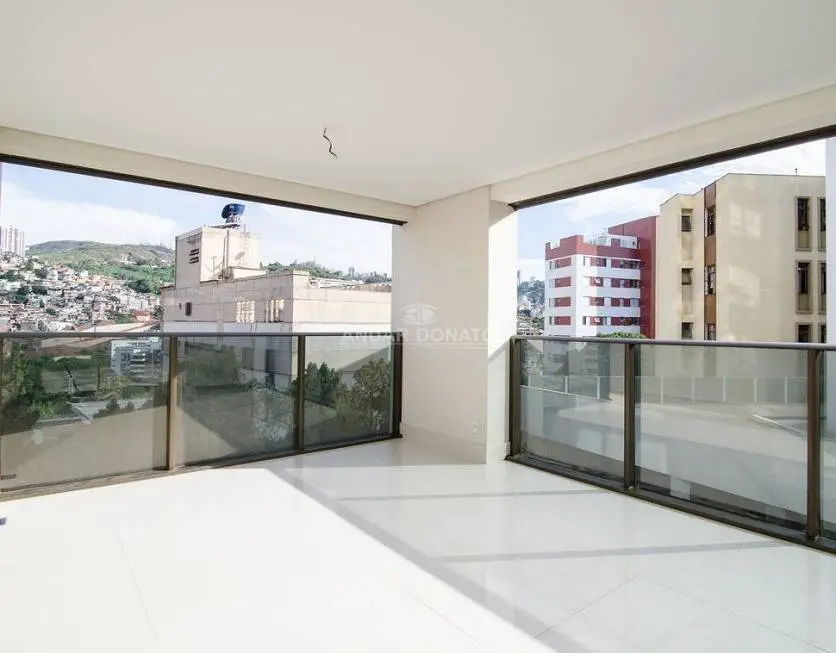 Foto 2 de Apartamento com 3 Quartos à venda, 180m² em Vila Paris, Belo Horizonte