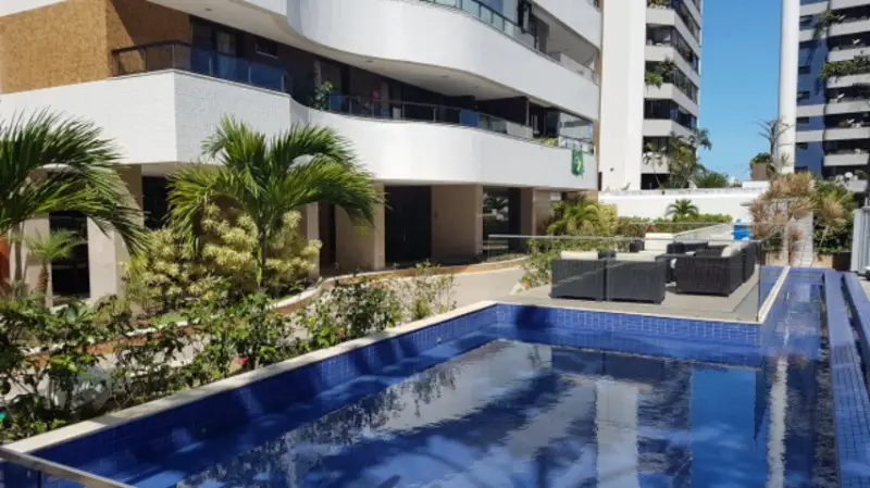Foto 2 de Apartamento com 4 Quartos à venda, 155m² em Itaigara, Salvador