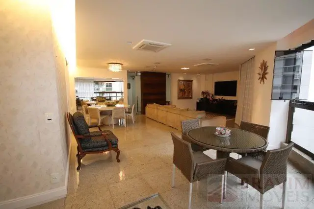 Foto 2 de Apartamento com 4 Quartos à venda, 204m² em Mata da Praia, Vitória