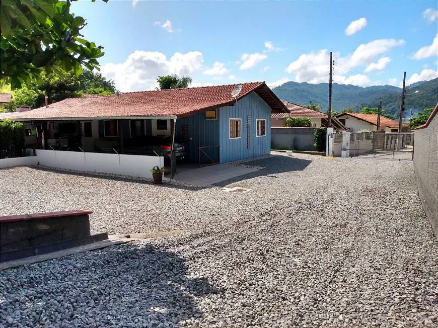 Foto 2 de Casa com 2 Quartos à venda, 1200m² em Barra do Rio Cerro, Jaraguá do Sul