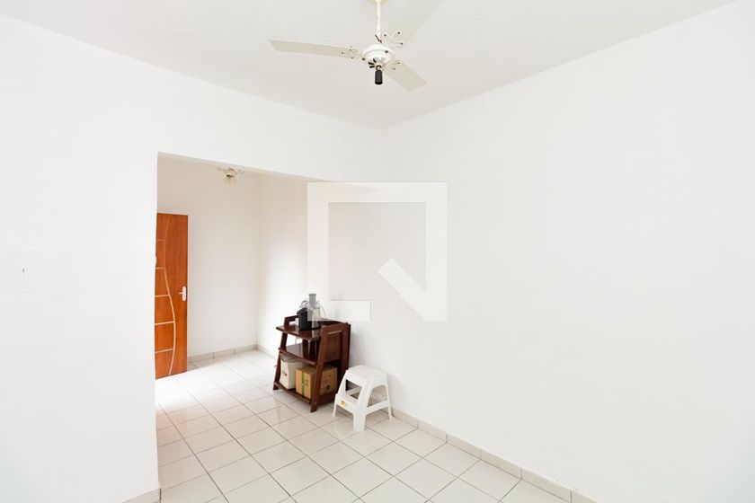 Foto 1 de Casa com 2 Quartos para alugar, 60m² em Campinho, Rio de Janeiro