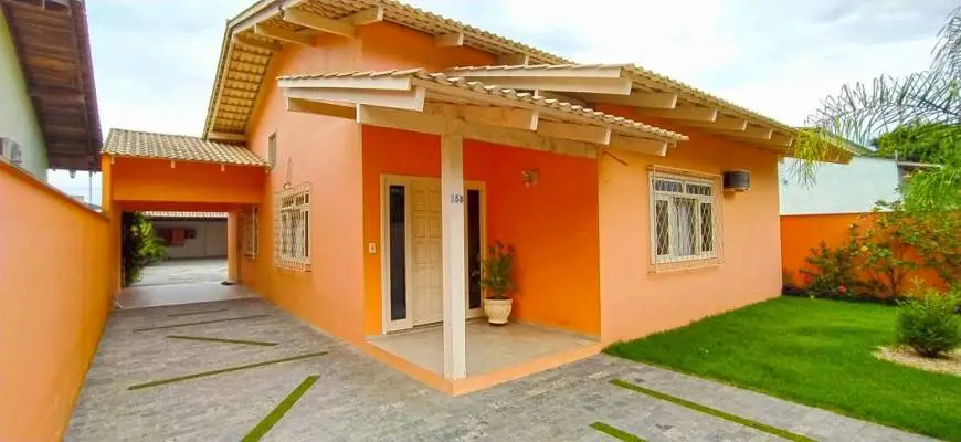 Foto 1 de Casa com 3 Quartos à venda, 238m² em Barra do Rio Cerro, Jaraguá do Sul