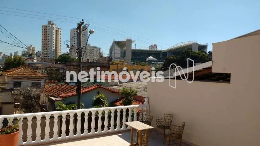 Foto 2 de Casa com 3 Quartos à venda, 300m² em Horto, Belo Horizonte