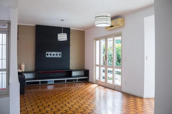 Foto 1 de Casa com 3 Quartos à venda, 145m² em Vila Ema, São Paulo
