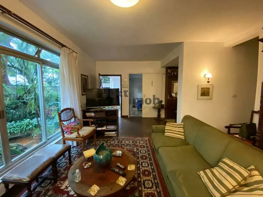 Foto 1 de Casa com 4 Quartos à venda, 220m² em Vila Uberabinha, São Paulo