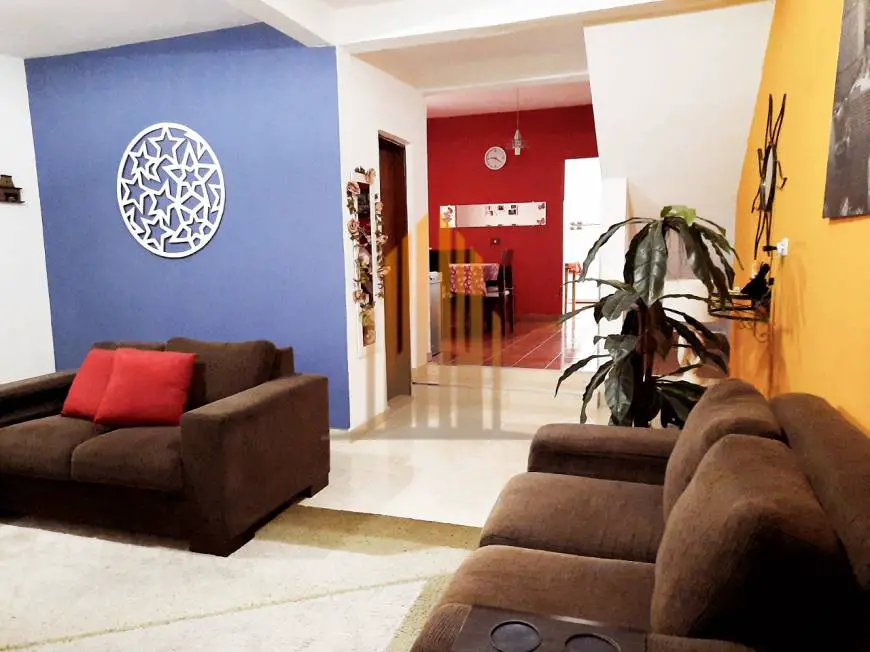 Foto 2 de Sobrado com 4 Quartos à venda, 250m² em Vila Brasil, São Paulo