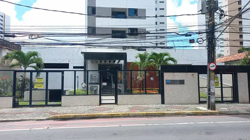 Foto 1 de Apartamento com 1 Quarto à venda, 35m² em Casa Amarela, Recife