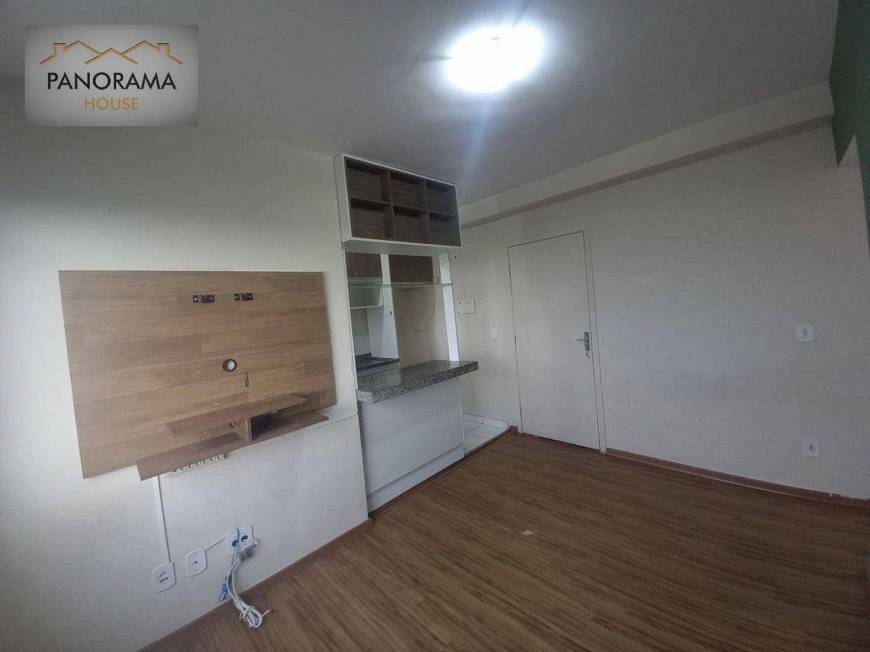 Foto 2 de Apartamento com 2 Quartos à venda, 43m² em Canhema, Diadema