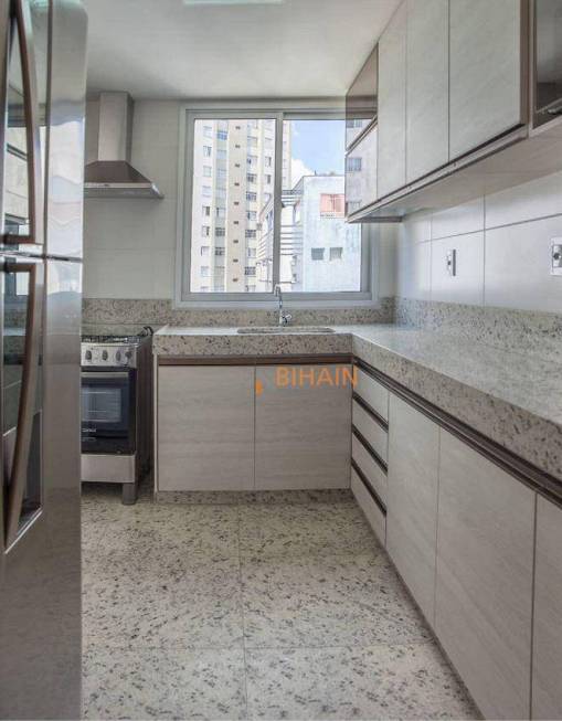 Foto 4 de Apartamento com 2 Quartos à venda, 66m² em Santo Antônio, Belo Horizonte