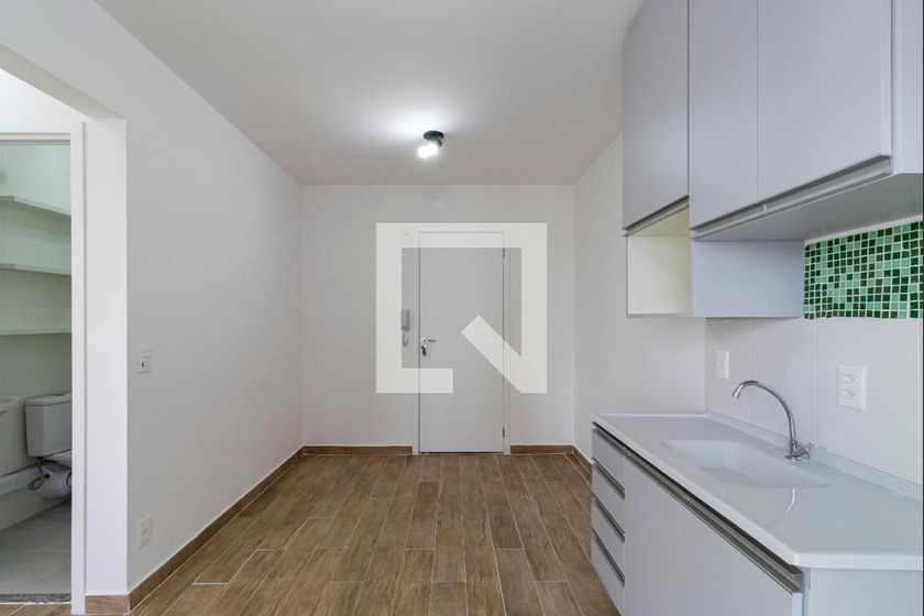 Foto 4 de Apartamento com 2 Quartos para alugar, 38m² em Vila das Mercês, São Paulo