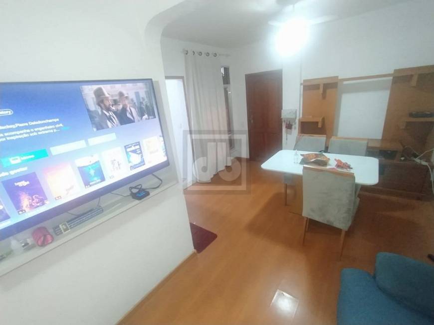 Foto 4 de Apartamento com 3 Quartos à venda, 68m² em Jardim Carioca, Rio de Janeiro