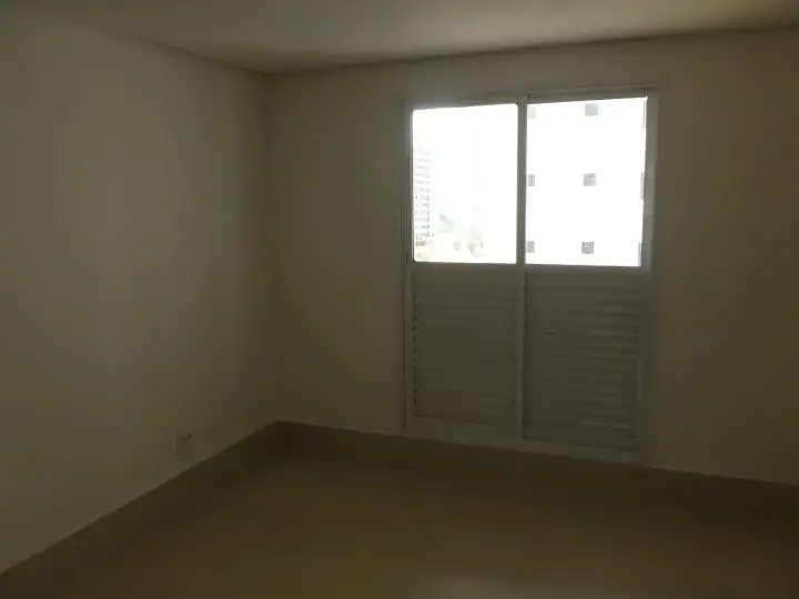 Foto 3 de Apartamento com 3 Quartos para alugar, 125m² em Setor Bueno, Goiânia