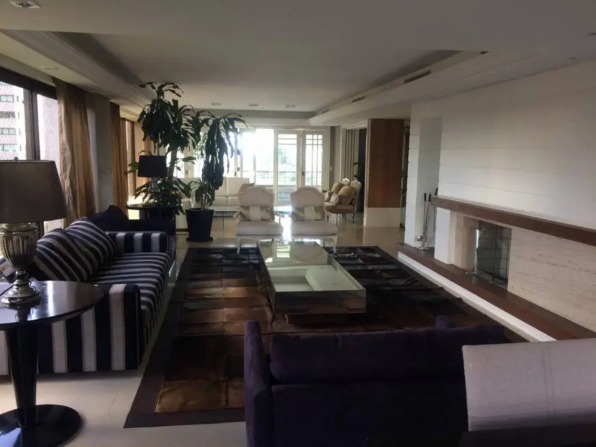 Foto 1 de Apartamento com 4 Quartos à venda, 373m² em Auxiliadora, Porto Alegre