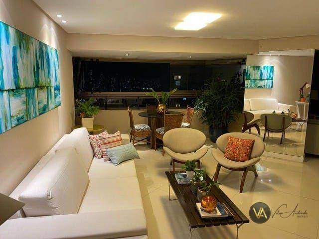 Foto 1 de Apartamento com 4 Quartos à venda, 159m² em Casa Amarela, Recife
