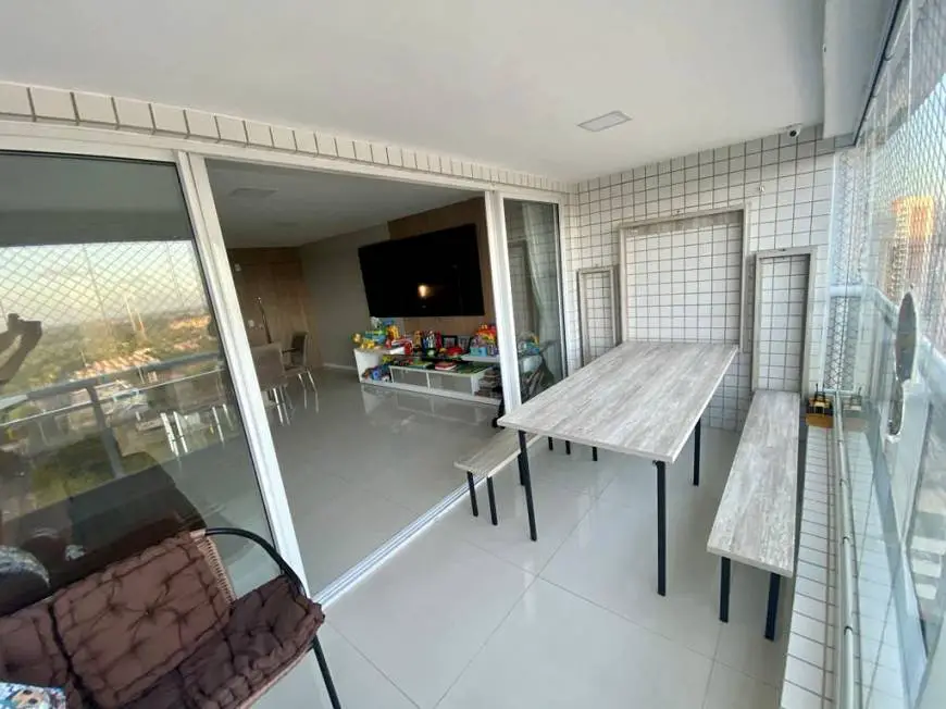 Foto 2 de Apartamento com 4 Quartos à venda, 143m² em Engenheiro Luciano Cavalcante, Fortaleza