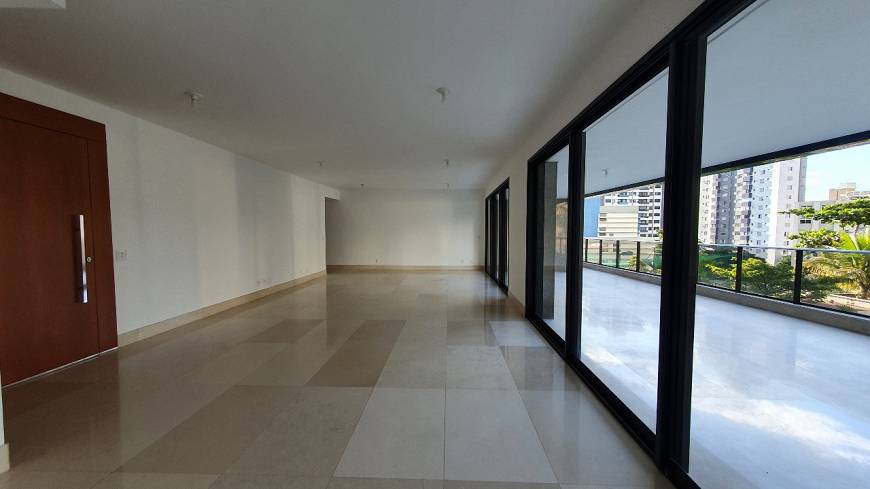Foto 1 de Apartamento com 4 Quartos para alugar, 278m² em Funcionários, Belo Horizonte