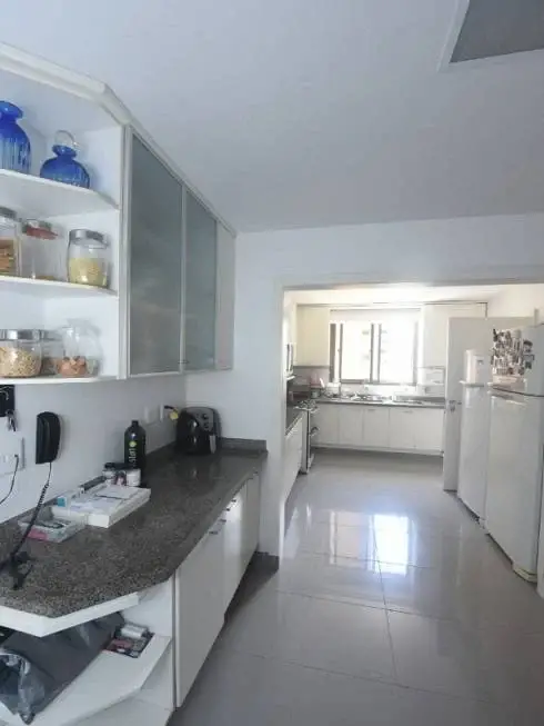 Foto 2 de Apartamento com 4 Quartos à venda, 178m² em Mata da Praia, Vitória