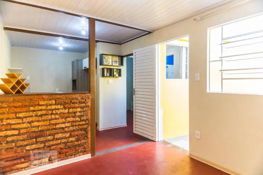 Foto 1 de Casa com 2 Quartos para alugar, 50m² em Betânia, Belo Horizonte
