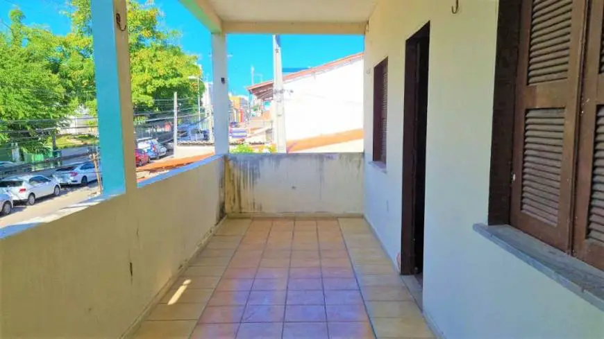 Foto 2 de Casa com 2 Quartos à venda, 80m² em Engenheiro Luciano Cavalcante, Fortaleza