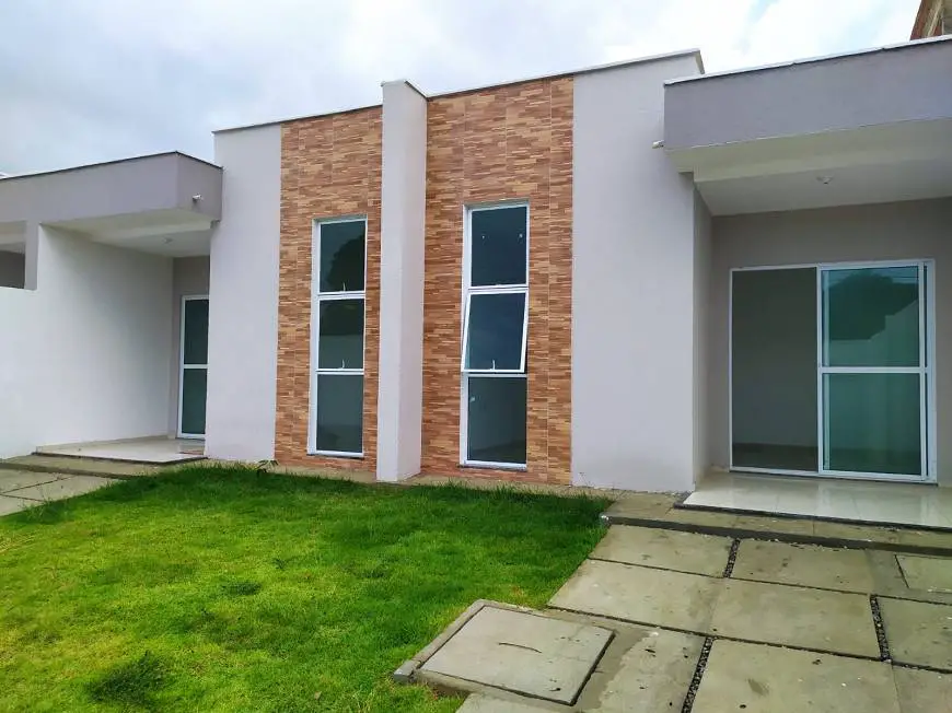 Foto 1 de Casa com 2 Quartos à venda, 70m² em Jardim Icarai, Caucaia