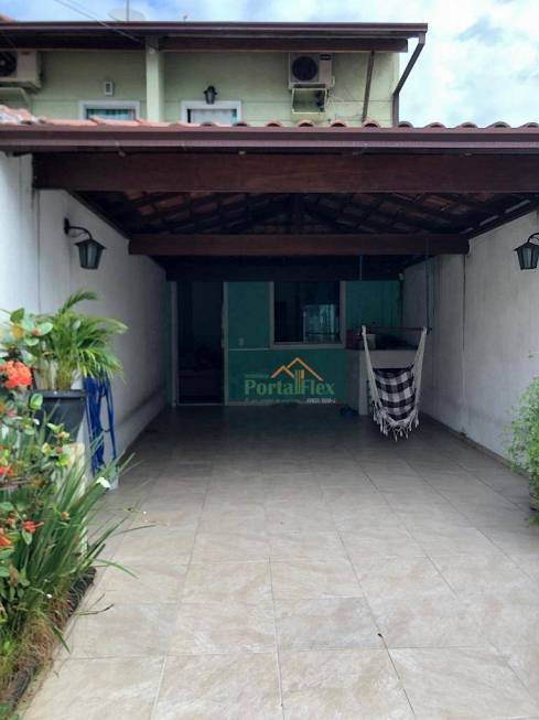 Foto 1 de Casa com 2 Quartos para alugar, 50m² em Morada de Laranjeiras, Serra