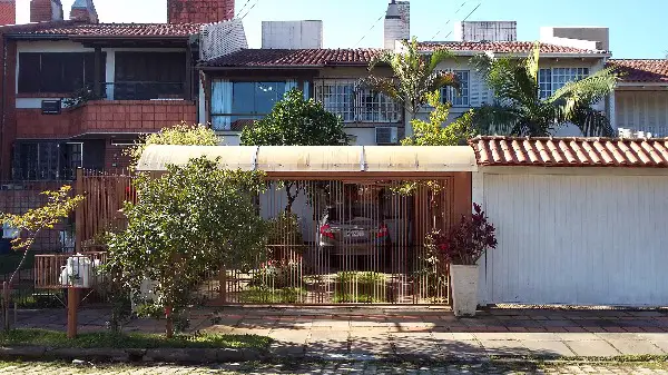 Foto 1 de Casa com 3 Quartos à venda, 167m² em Aberta dos Morros, Porto Alegre
