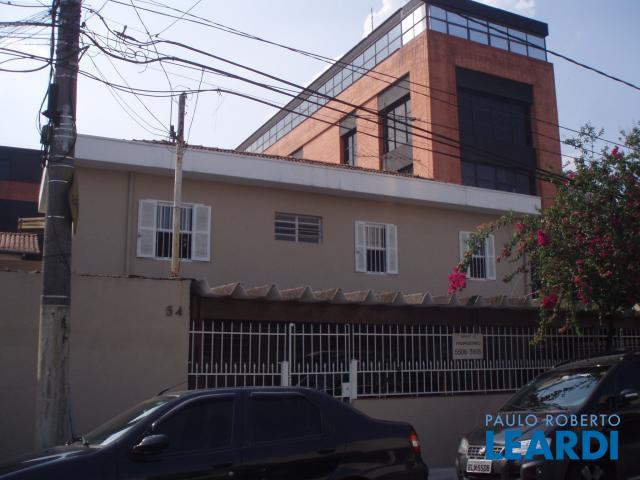 Foto 1 de Casa com 3 Quartos à venda, 220m² em Brooklin, São Paulo