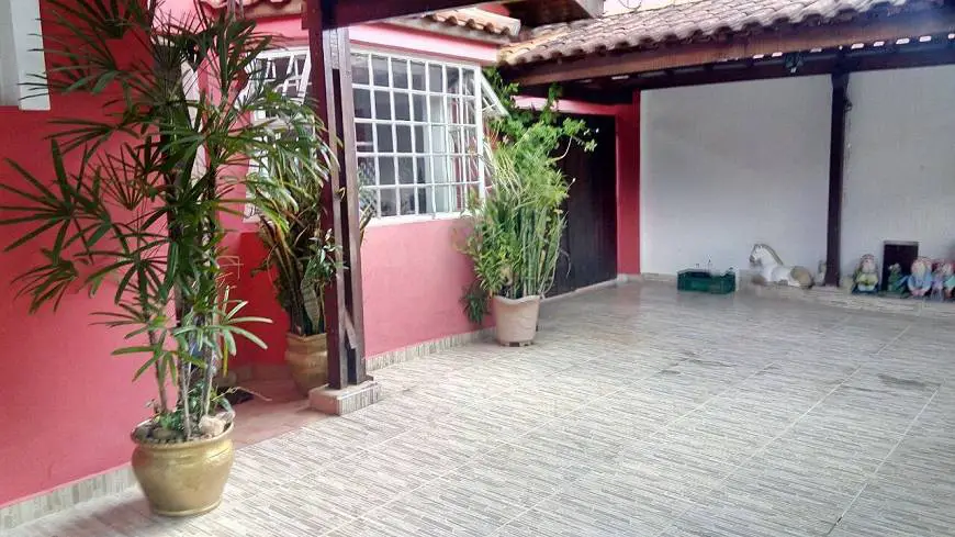 Foto 2 de Casa com 3 Quartos à venda, 320m² em Independencia, Taubaté