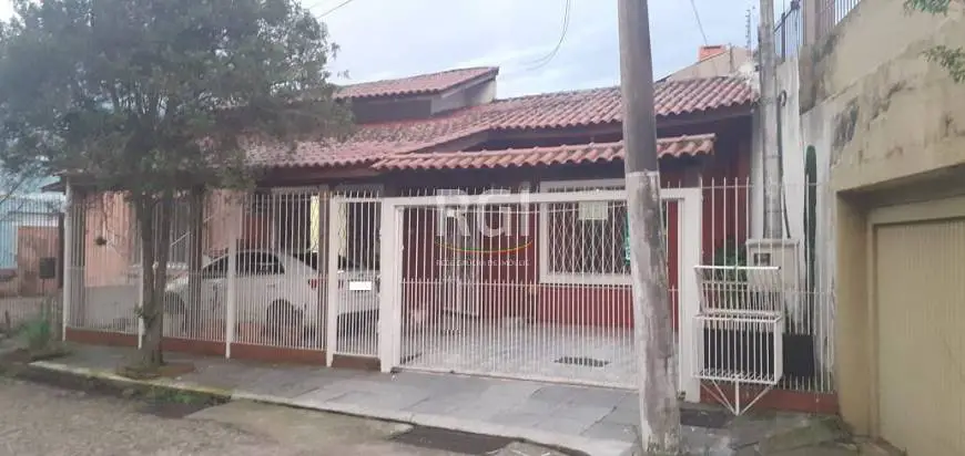 Foto 1 de Casa com 3 Quartos à venda, 131m² em Partenon, Porto Alegre