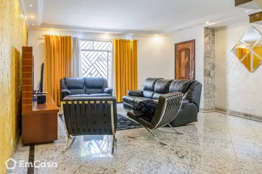Foto 1 de Casa com 3 Quartos à venda, 440m² em Vila Carrão, São Paulo