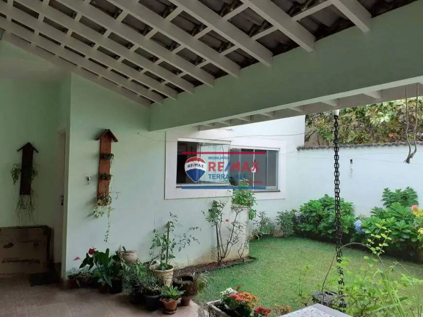 Foto 4 de Casa com 4 Quartos à venda, 253m² em Jardim da Fonte, Cachoeira Paulista