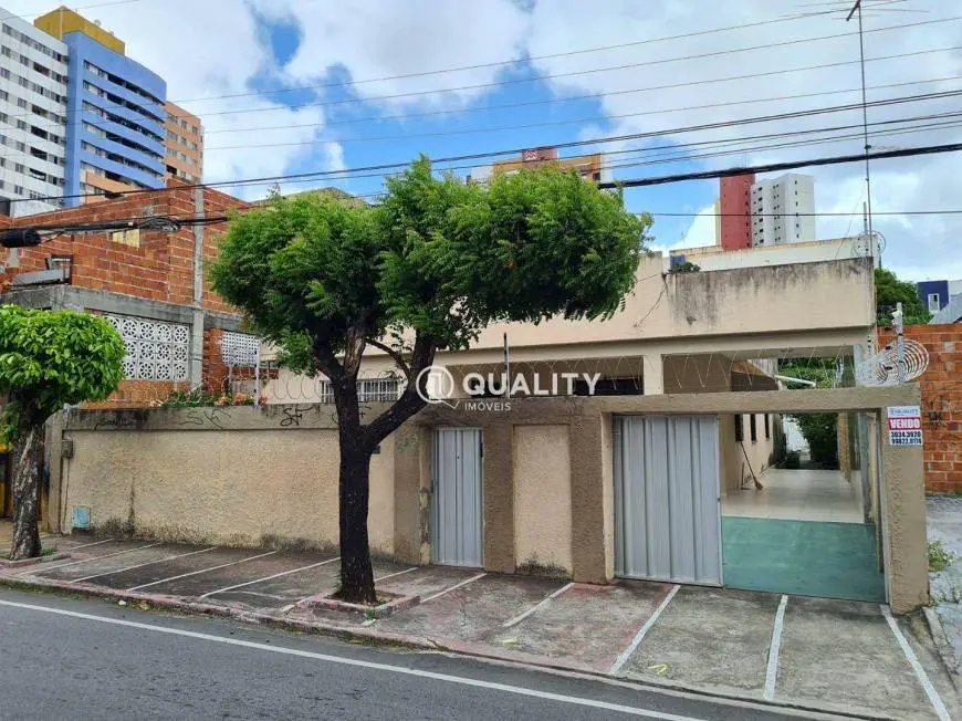 Foto 1 de Casa com 5 Quartos à venda, 288m² em Fátima, Fortaleza