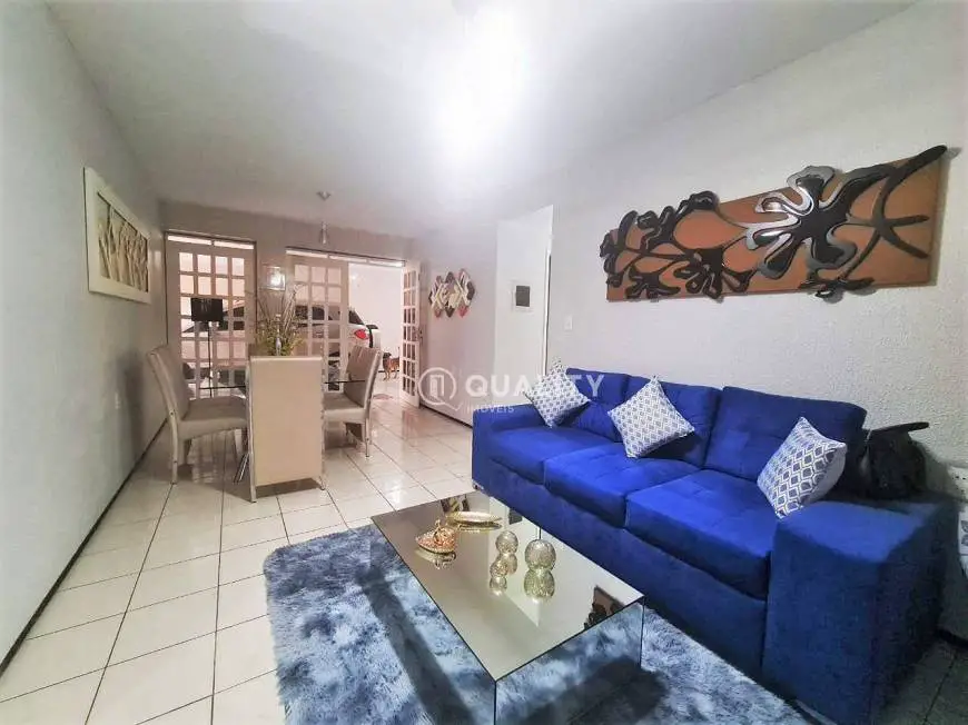 Foto 2 de Casa com 8 Quartos à venda, 327m² em Vila Velha, Fortaleza