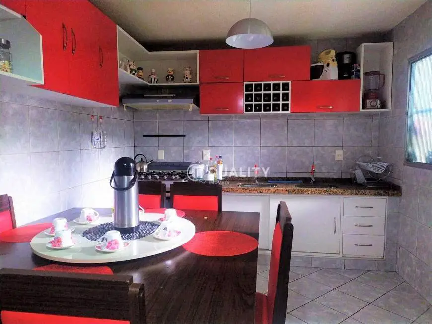 Foto 5 de Casa com 8 Quartos à venda, 327m² em Vila Velha, Fortaleza