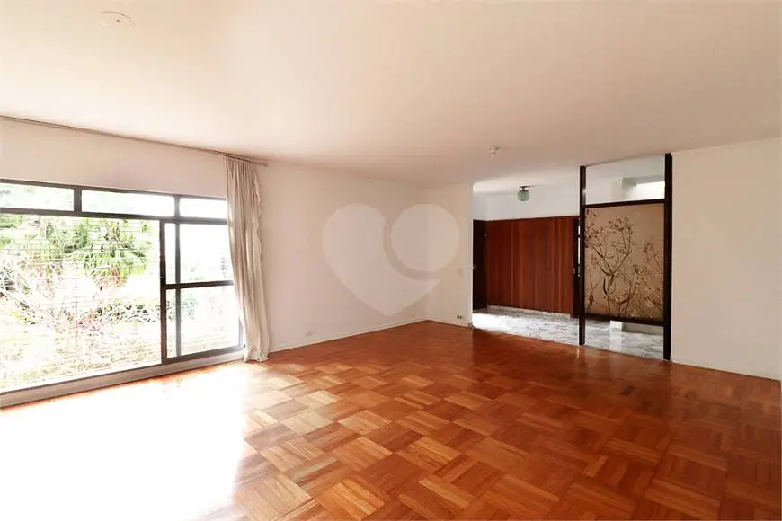 Foto 3 de Sobrado com 4 Quartos para venda ou aluguel, 478m² em Sumaré, São Paulo